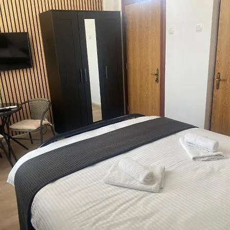 Studio 27Mp - Dormitor Cu Baie Proprie - Balcon - Bucatarie Complet Utilata Mogosoaia Exterior foto