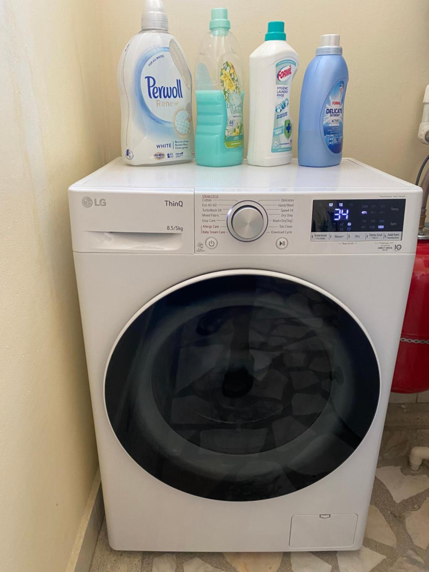 27mp - Dormitor Cu Baie Proprie - Balcon - Bucatarie Complet Utilata *